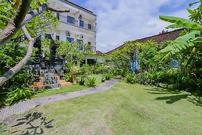 Hotel O Ari Beach Inn