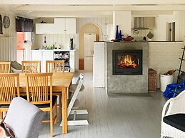 9 Person Holiday Home in Mosvik