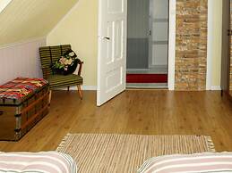 6 Person Holiday Home in Lonevag