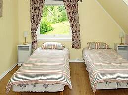 6 Person Holiday Home in Lonevag