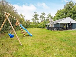 6 Person Holiday Home in Toftlund