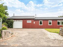6 Person Holiday Home in Ebeltoft
