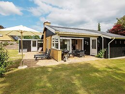 5 Person Holiday Home in Vaeggerlose