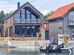 4 Star Holiday Home in Huglo