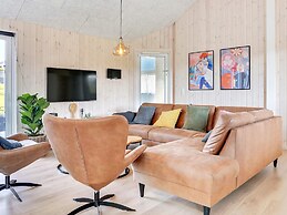 5 Star Holiday Home in Sydals