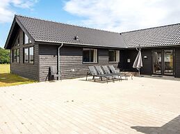 5 Star Holiday Home in Sydals