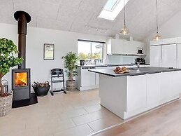 5 Star Holiday Home in Sydals