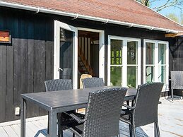 6 Person Holiday Home in Hovborg