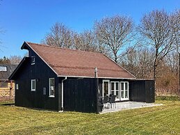 6 Person Holiday Home in Hovborg
