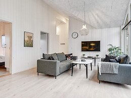 5 Star Holiday Home in Vaeggerlose