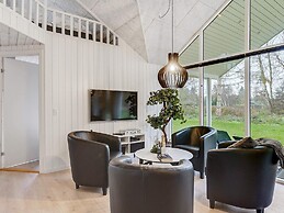5 Star Holiday Home in Vaeggerlose