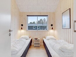 5 Star Holiday Home in Vaeggerlose