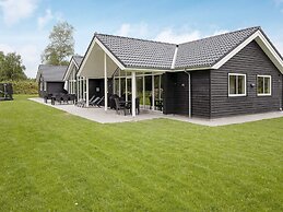 5 Star Holiday Home in Vaeggerlose