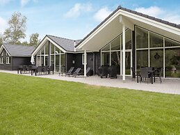 5 Star Holiday Home in Vaeggerlose