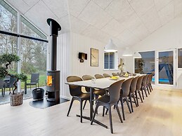 5 Star Holiday Home in Vaeggerlose