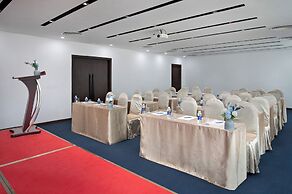 Mangata Beachfront Hotel