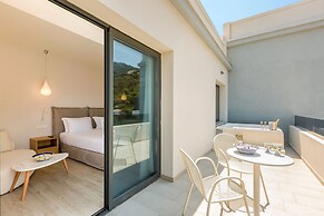 Samian Mare Hotel Suites & Spa