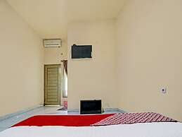 OYO Life 91873 Nugraha Kost