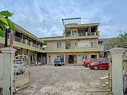 OYO Life 91873 Nugraha Kost