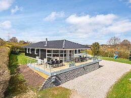 5 Star Holiday Home in Hejls