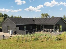 14 Person Holiday Home in Vaeggerlose