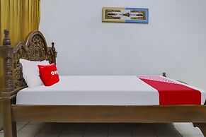 OYO 90316 Hotel Candri Pelaihari