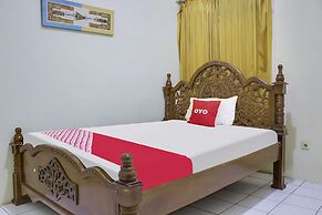OYO 90316 Hotel Candri Pelaihari