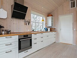 5 Person Holiday Home