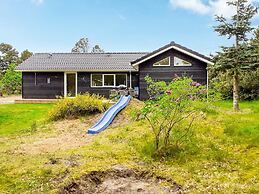 4 Star Holiday Home in Hadsund