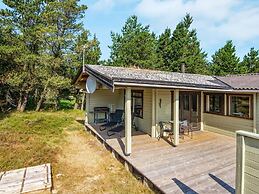 6 Person Holiday Home in Romo