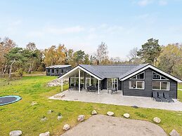 5 Star Holiday Home in Vaeggerlose
