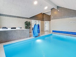 5 Star Holiday Home in Vaeggerlose
