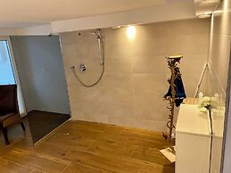 Stunning 1-bed Apartment in Herzogenrath