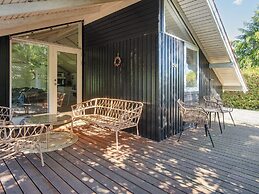 8 Person Holiday Home in Juelsminde