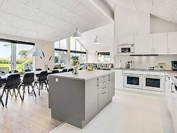 5 Star Holiday Home in Spottrup