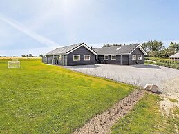 5 Star Holiday Home in Spottrup