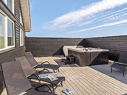 5 Star Holiday Home in Spottrup