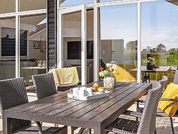 5 Star Holiday Home in Spottrup