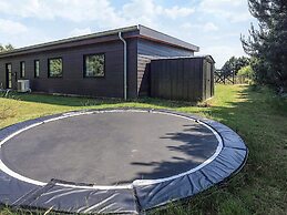 5 Star Holiday Home in Vaeggerlose