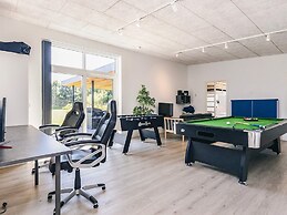 5 Star Holiday Home in Vaeggerlose