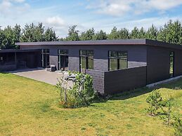 5 Star Holiday Home in Vaeggerlose