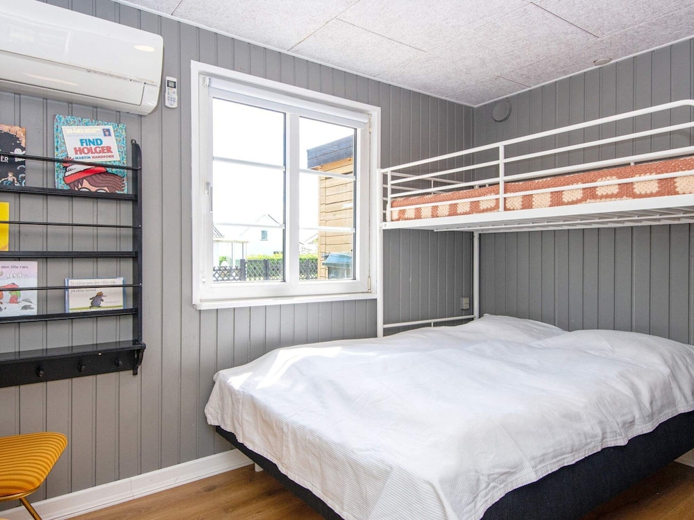 6 Person Holiday Home in Hejls
