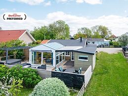 6 Person Holiday Home in Hejls