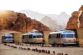 Caravan by Habitas