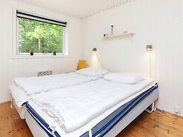 8 Person Holiday Home in Albaek