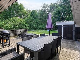 8 Person Holiday Home in Albaek