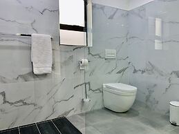 24 On Basil Boutique Luxury Hotel