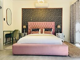 24 On Basil Boutique Luxury Hotel
