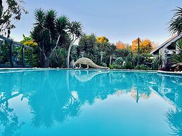 24 On Basil Boutique Luxury Hotel