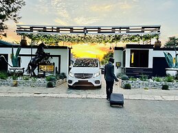 24 On Basil Boutique Luxury Hotel